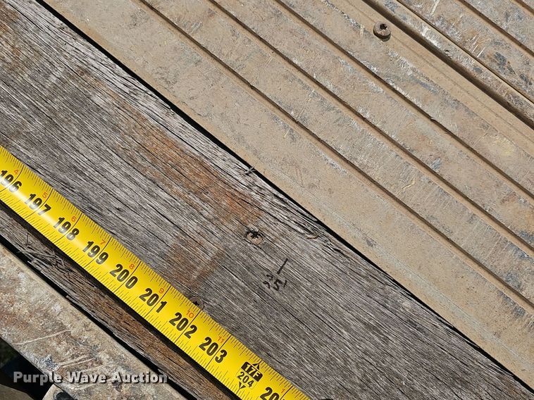 image for item EJ6326 2010 Utility FS2CDHA drop deck equipment trailer