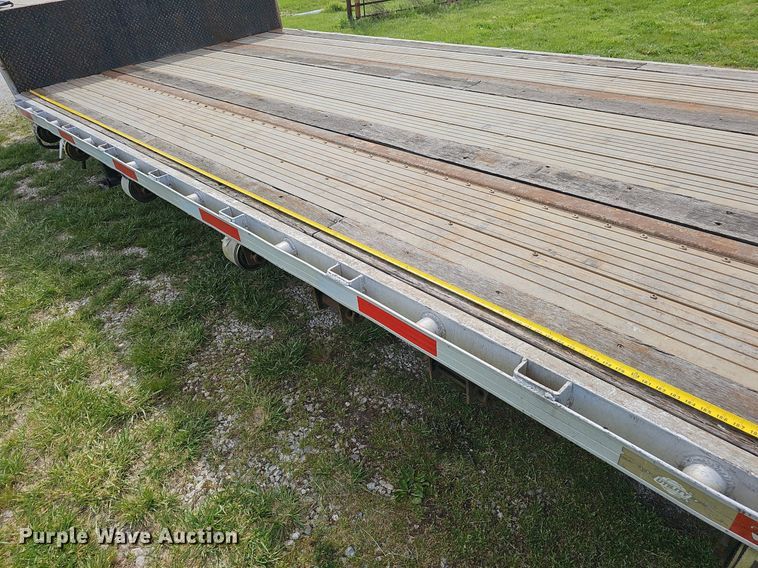 image for item EJ6326 2010 Utility FS2CDHA drop deck equipment trailer
