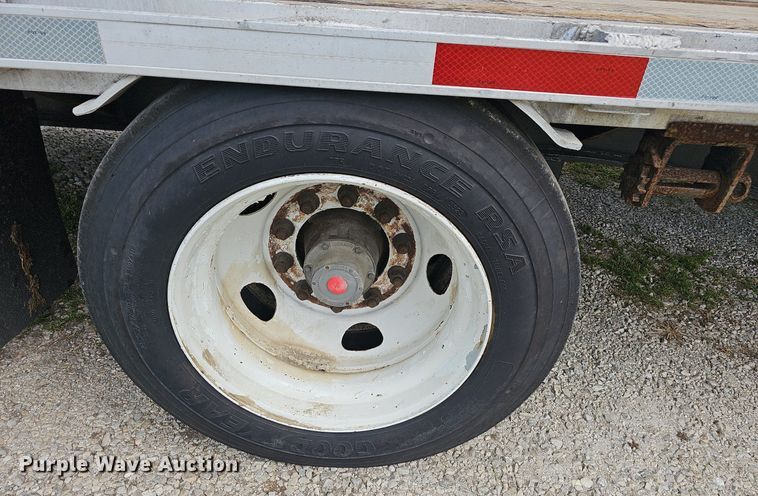 image for item EJ6326 2010 Utility FS2CDHA drop deck equipment trailer