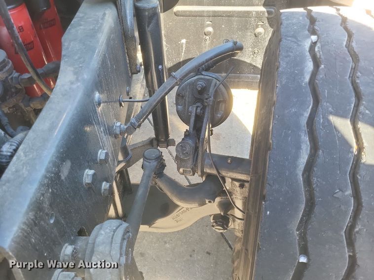 image for item EJ7951 2002 Mack Granite CV713 rollback truck