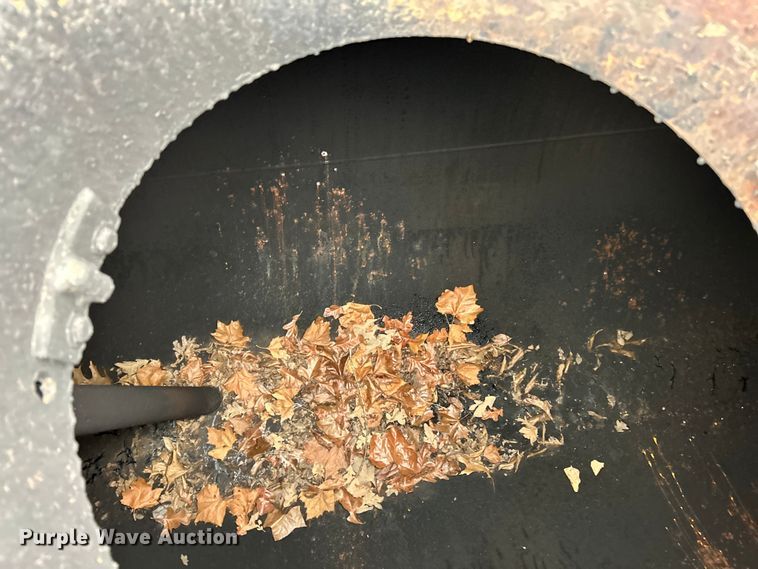 image for item EK4387 1992 Fruehauf tank trailer