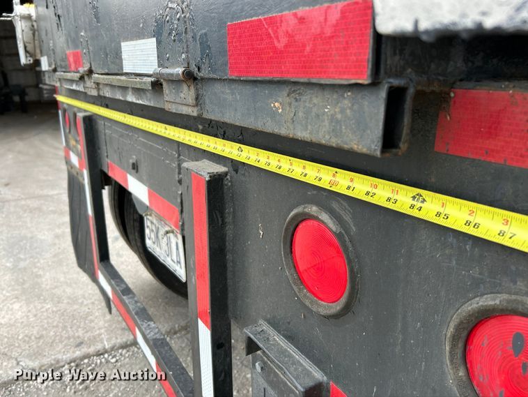 image for item EK4388 1967 Fruehauf pneumatic dry bulk trailer