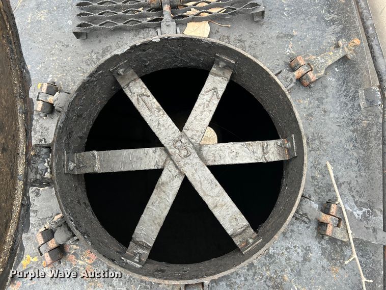 image for item EK4388 1967 Fruehauf pneumatic dry bulk trailer