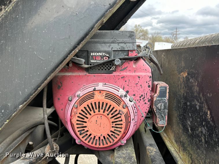 image for item EK4388 1967 Fruehauf pneumatic dry bulk trailer