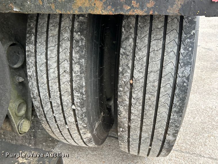 image for item EK4388 1967 Fruehauf pneumatic dry bulk trailer