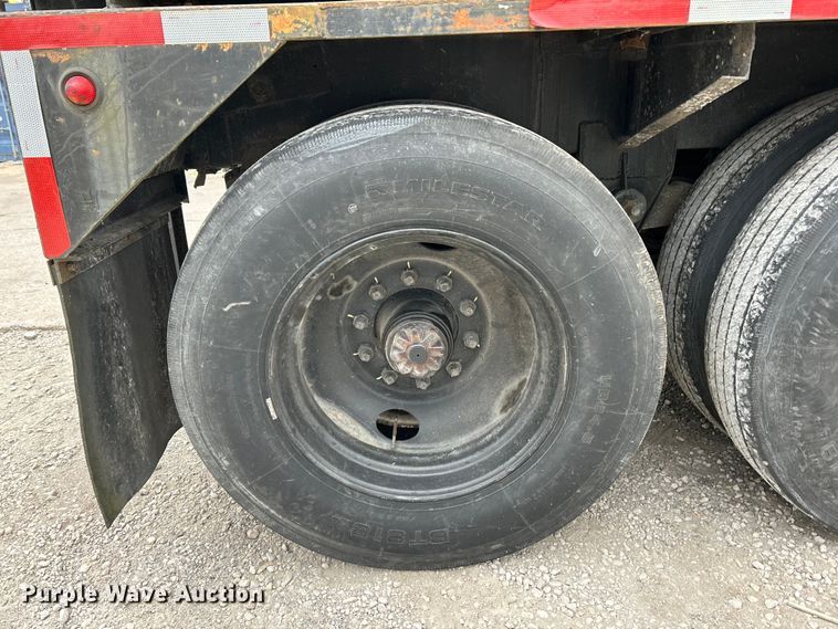 image for item EK4388 1967 Fruehauf pneumatic dry bulk trailer