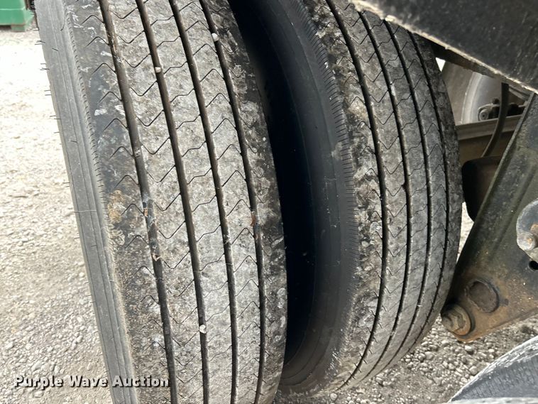 image for item EK4388 1967 Fruehauf pneumatic dry bulk trailer