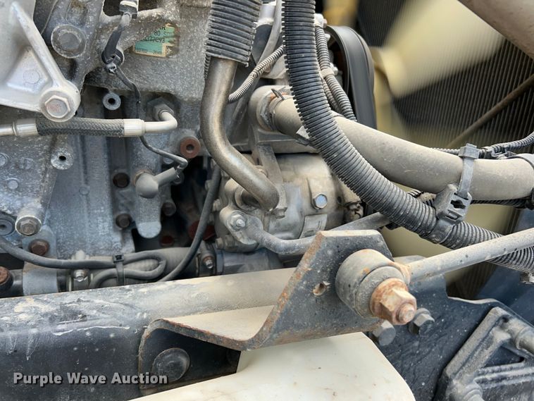 image for item EK4531 2019 International LT625 semi truck