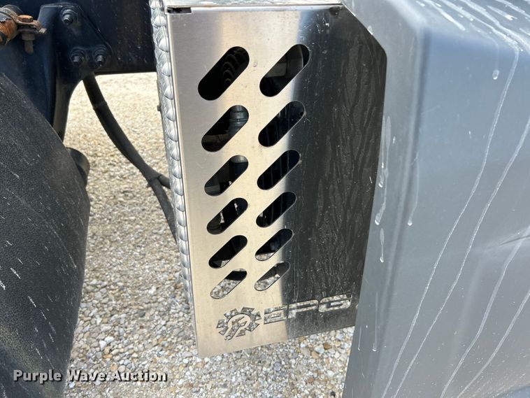 image for item EK4531 2019 International LT625 semi truck