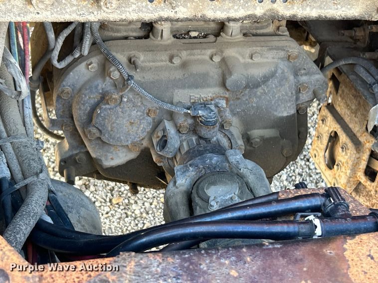 image for item EK4532 2008 Volvo VNM semi truck