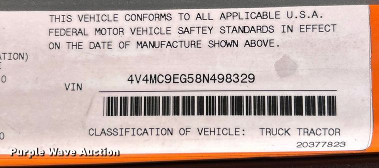 image for item EK4532 2008 Volvo VNM semi truck