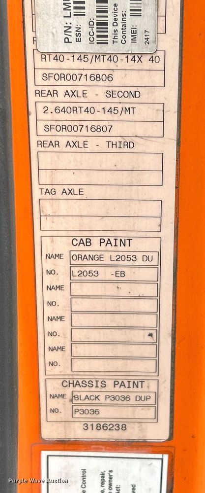 image for item EK4533 2009 Volvo VNM semi truck