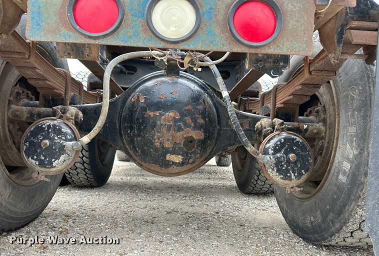 image for item EK4558 1984 International COF-9670 semi truck