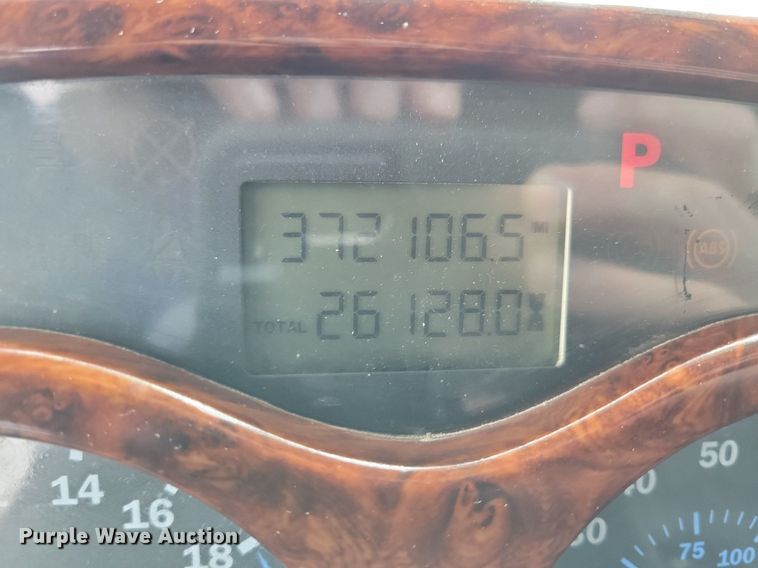 image for item KB9103 2006 Mack Vision semi truck