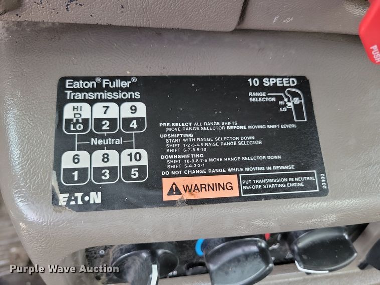 image for item KB9103 2006 Mack Vision semi truck