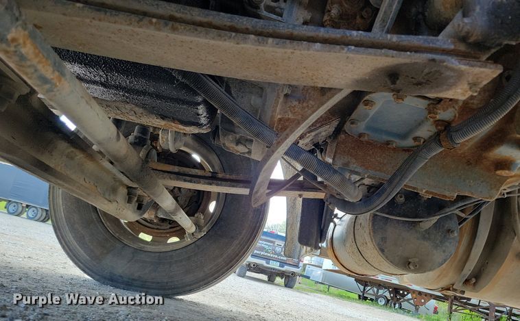 image for item KB9103 2006 Mack Vision semi truck