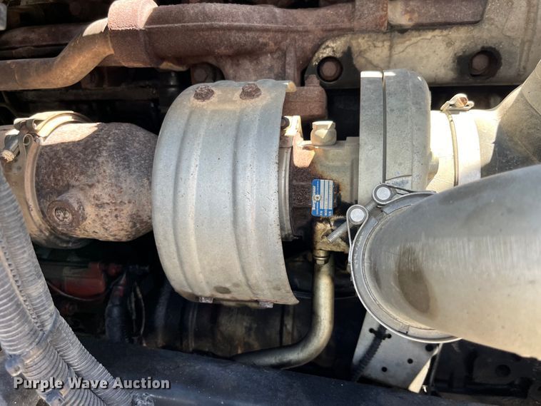 image for item LD9478 2007 Freightliner Columbia semi truck