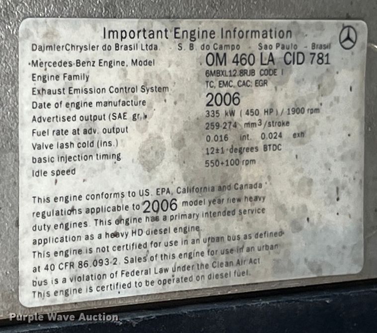 image for item LD9478 2007 Freightliner Columbia semi truck