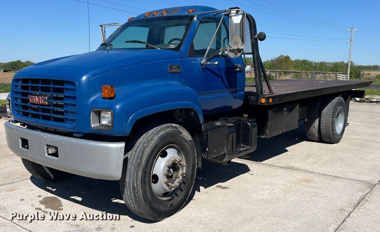 image for item LD9481 2000 GMC C6500 rollback truck