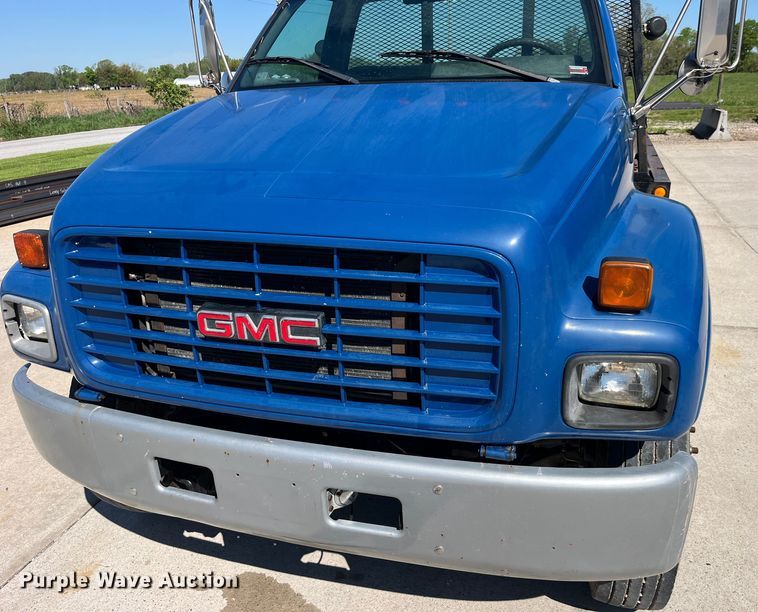 image for item LD9481 2000 GMC C6500 rollback truck