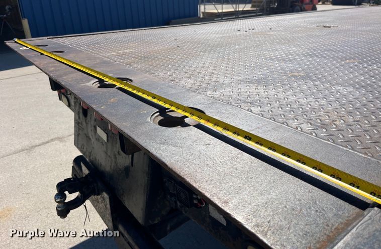 image for item LD9481 2000 GMC C6500 rollback truck