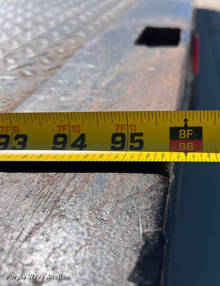 image for item LD9481 2000 GMC C6500 rollback truck