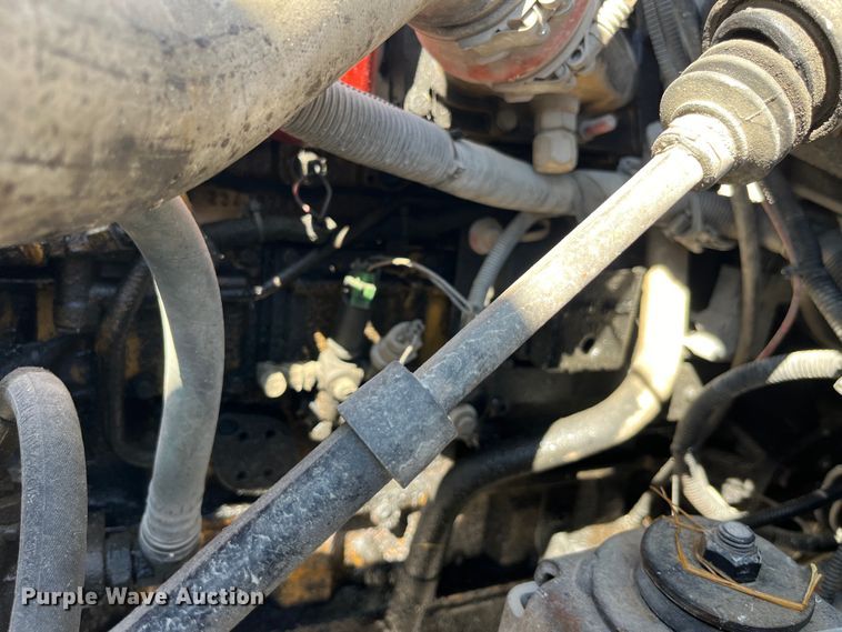 image for item LD9481 2000 GMC C6500 rollback truck