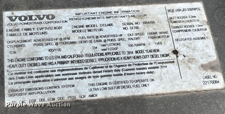 image for item LD9496 2015 Volvo VNL semi truck