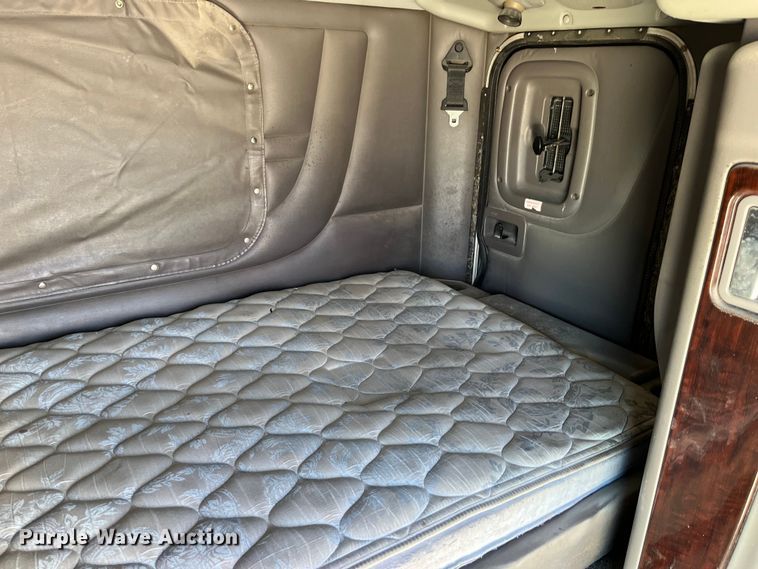 image for item LD9509 Sleeper