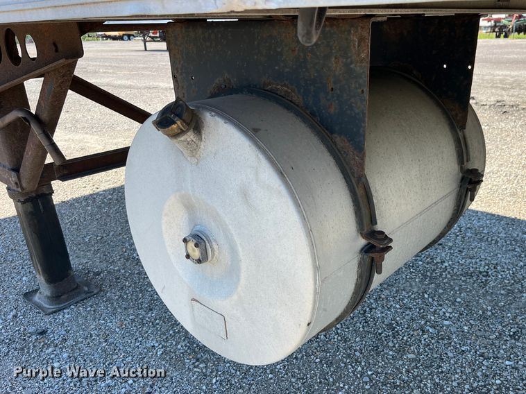 image for item LD9514 2006 Wabash refrigerated van trailer