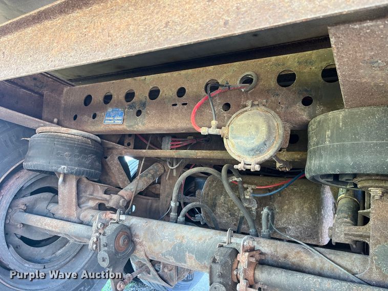 image for item LD9514 2006 Wabash refrigerated van trailer