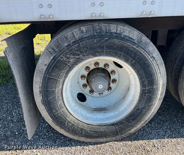 image for item LD9514 2006 Wabash refrigerated van trailer