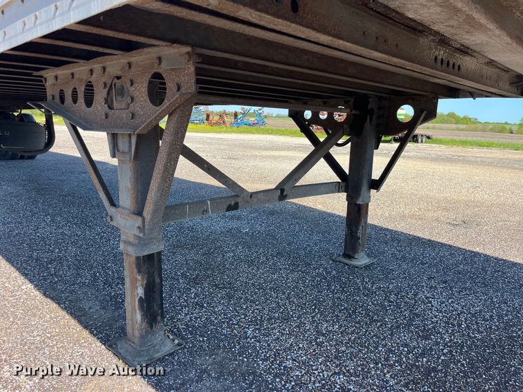 image for item LD9515 2009 Wabash dry van trailer