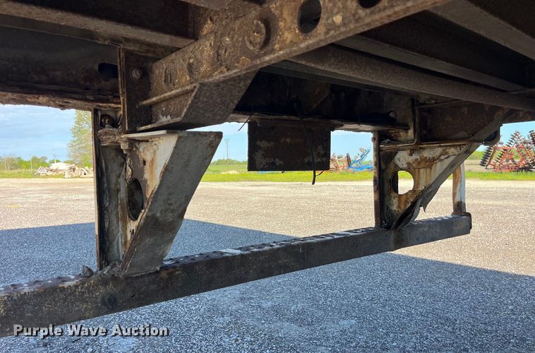 image for item LD9515 2009 Wabash dry van trailer