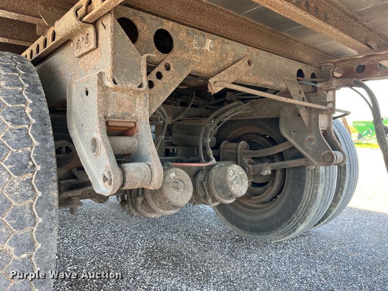 image for item LD9515 2009 Wabash dry van trailer