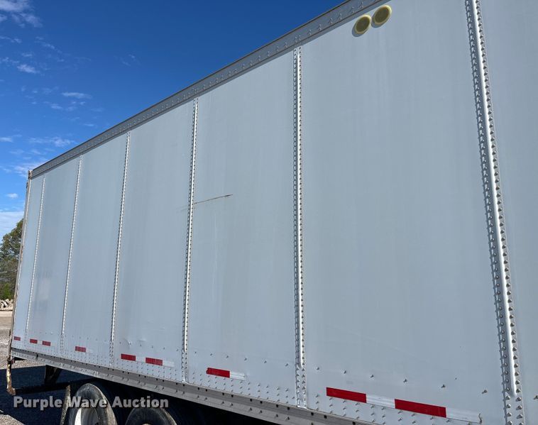 image for item LD9515 2009 Wabash dry van trailer