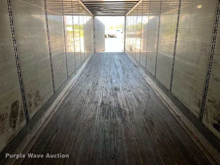image for item LD9515 2009 Wabash dry van trailer