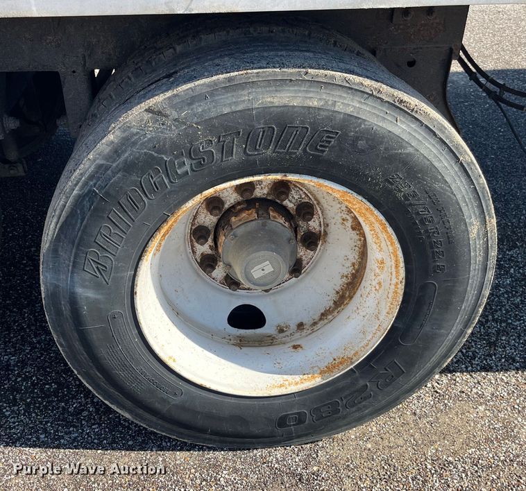 image for item LD9515 2009 Wabash dry van trailer