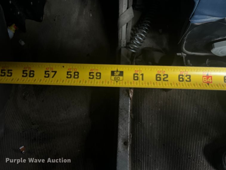 image for item LD9520 2005 Kenworth T600 semi truck