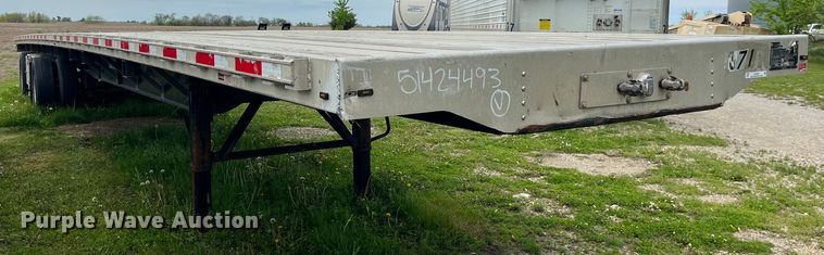 image for item LD9521 2016 Transcraft flatbed trailer