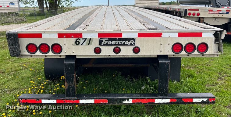 image for item LD9521 2016 Transcraft flatbed trailer
