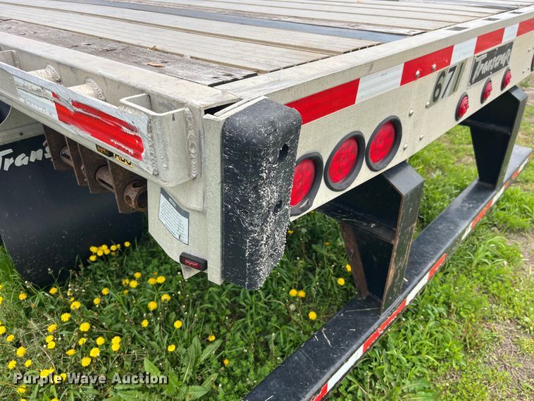 image for item LD9521 2016 Transcraft flatbed trailer