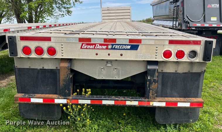 image for item LD9522 2016 Great Dane flatbed trailer