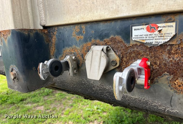 image for item LD9522 2016 Great Dane flatbed trailer