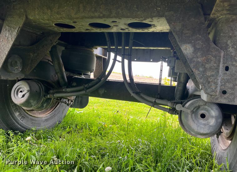 image for item LD9522 2016 Great Dane flatbed trailer