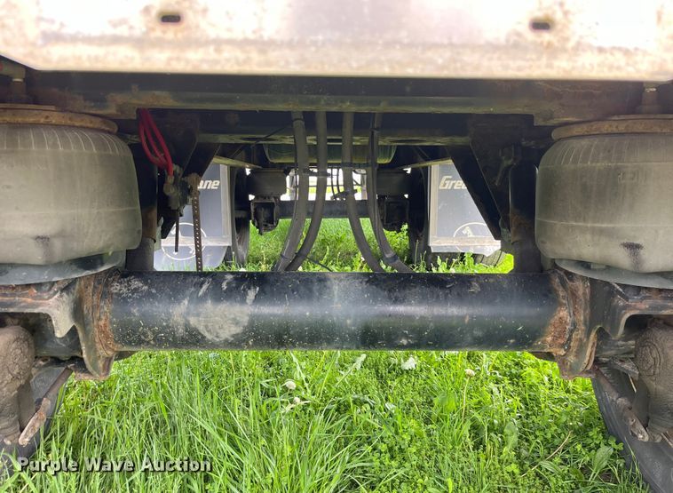 image for item LD9522 2016 Great Dane flatbed trailer