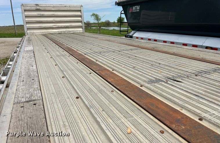 image for item LD9522 2016 Great Dane flatbed trailer