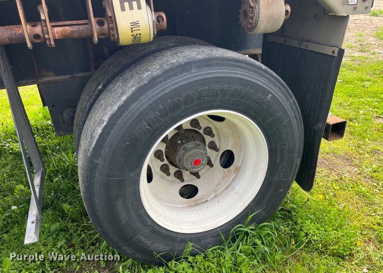 image for item LD9522 2016 Great Dane flatbed trailer