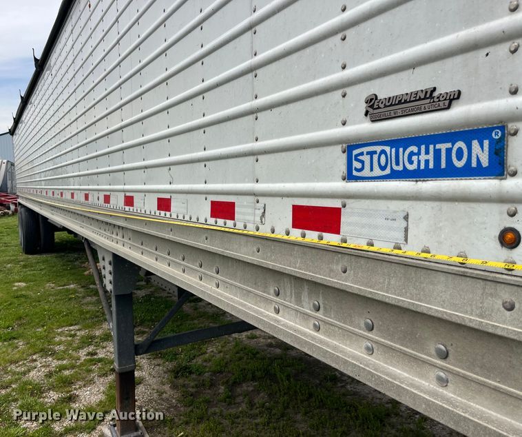 image for item LD9524 2018 Stoughton AHV-421T-AR-S grain trailer