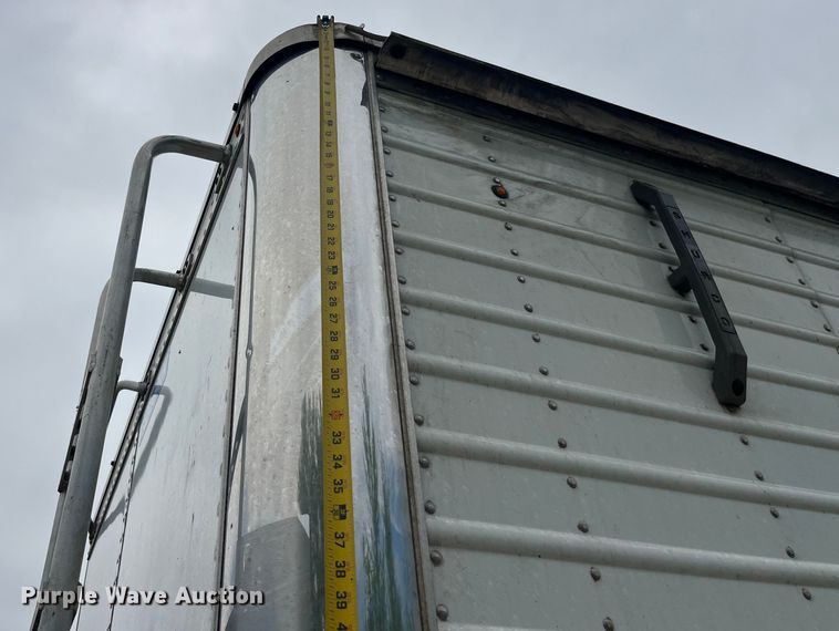 image for item LD9524 2018 Stoughton AHV-421T-AR-S grain trailer